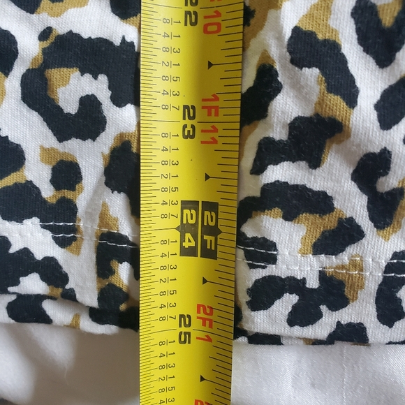 NWT J.Crew Animal print studio tee-Small - Picture 6 of 10